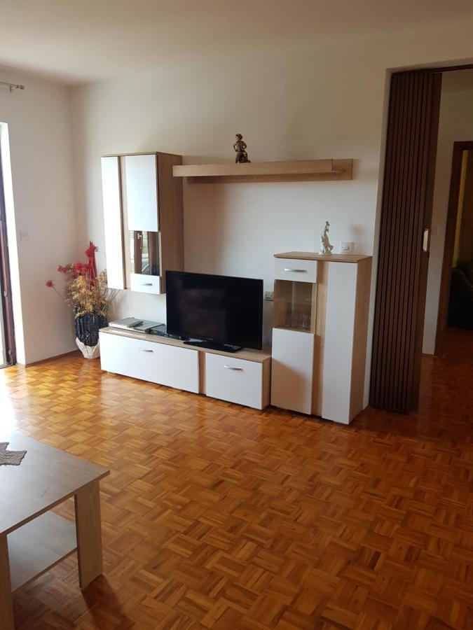 Lili Umag Exterior foto