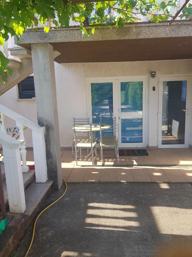 Lili Umag Exterior foto