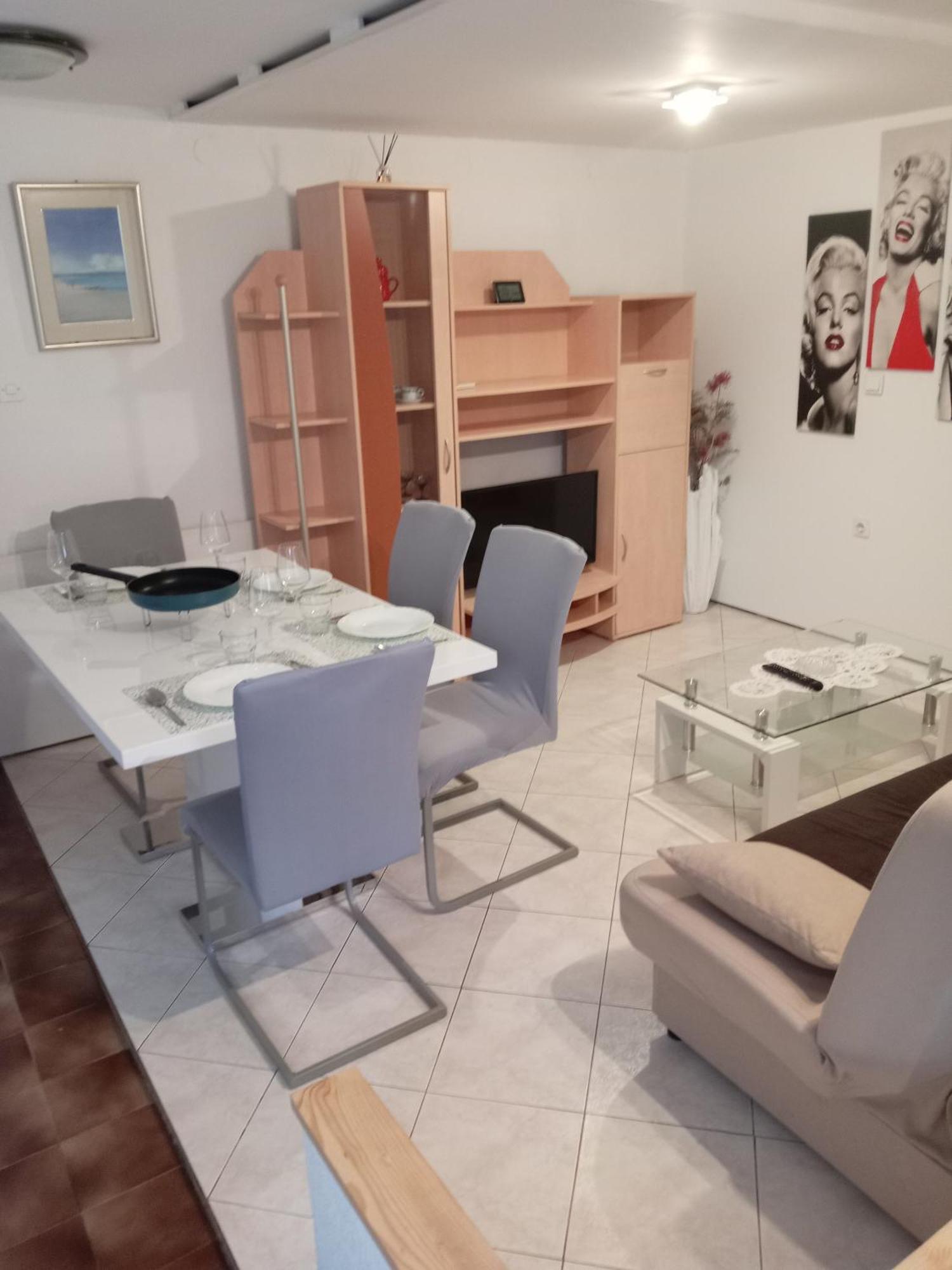 Lili Umag Exterior foto